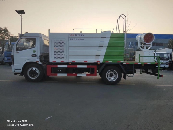 國六東風大多利卡多功能抑塵車