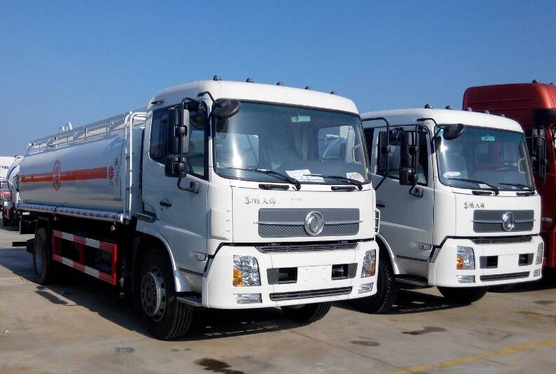東風天錦運油車14立方