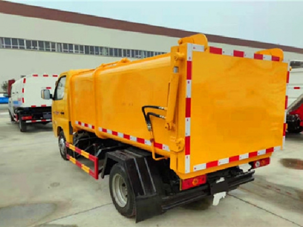福田國(guó)六3方自裝卸(掛桶)式垃圾車