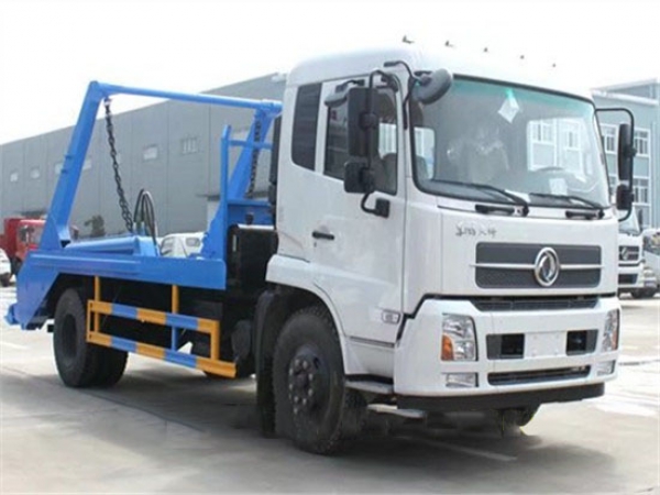 東風(fēng)天錦擺臂式垃圾車(10方)
