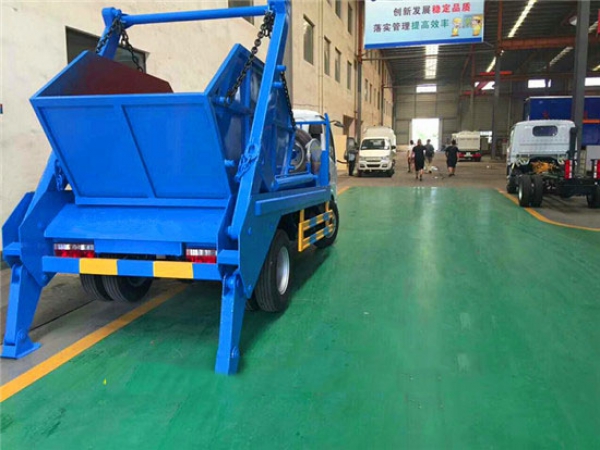 東風小多利卡擺臂式垃圾車(藍牌5方)