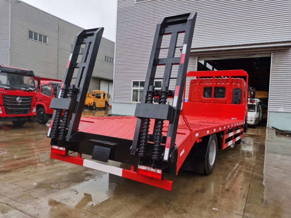 東風D9平板拖車