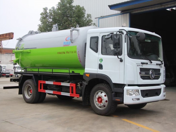 東風(fēng)D9吸污車罐體容積11.5方