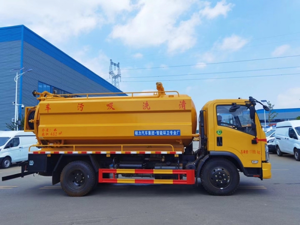 東風福瑞卡12.5方清洗吸污車，聯合疏通車